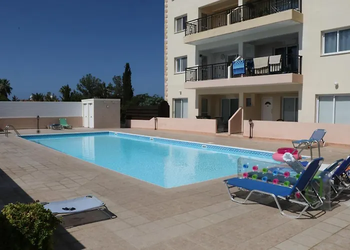 Sunset Apartment With Pool & 10 Mins To Venus Beach