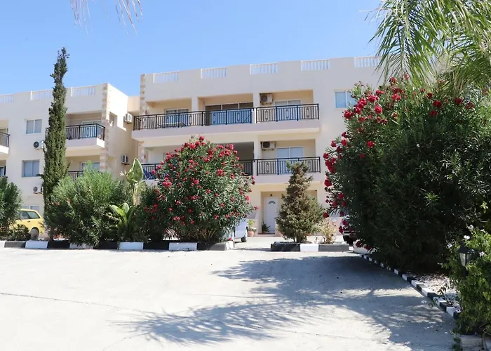 Sunset Apartment With Pool & 10 Mins To Venus Beach